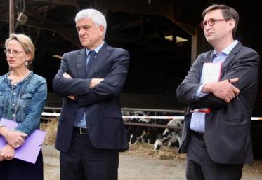 Clotilde Eudier, vice-présidente de la Région, chargée de l’agriculture, de la pêche et de la forêt ; Hervé Morin, président de la Région ; Sébastien Windsor, président de la Chambre régionale d’agriculture. Hervé Morin a chiffré le montant consacré « au soutien agricole ces dernières années à 458 millions d’euros ».