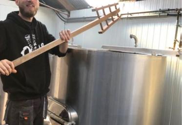 La brasserie Quart’Ouche a été fondée par quatre copains
il y a un an à Beaumensil.