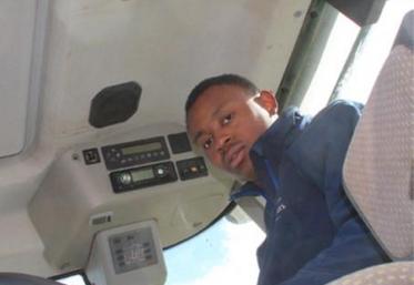 « Une structure qui fonctionne bien, c’est d’abord une structure où l’humain va bien. On n’appuie pas assez là-dessus. Il faut être bien dans sa tête pour être bien dans sa ferme ». 
L’occasion pour Victor d’inviter les jeunes à s’engager, à prendre la parole, à vider leur sac. « On est toujours là pour s’améliorer ».