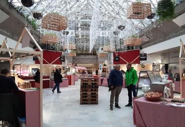 Marché de Noël dans une galerie commerciale de l’Eure l’an dernier.