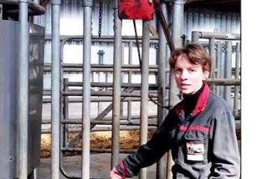 Géraldine Dubois, devant
l’anti-bouse en sortie de
robot.