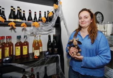 Justine Journet vend sa production sur les marchés parisiens et au magasin à la ferme.