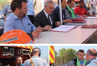 20 sapeurs-pompiers saisonniers ont été recrutés pour l’été 2023. Outre ce renfort des effectifs du SDIS, de nouvelles conventions et un nouvel ordre d’opération ont été signés. Par ailleurs, 5 nouveaux véhicules viennent compléter le parc existant tandis que 13 véhicules remplaceront le matériel en fin de vie.