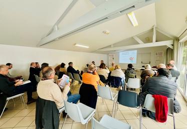 Une vingtaine de personnes sont venues à l'assemblée générale de SP 27.