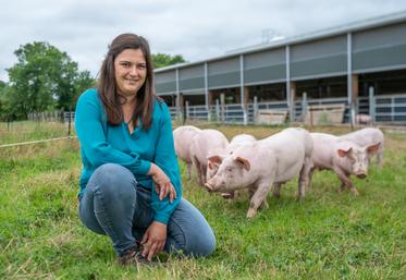 Laura Behotas, 31 ans, agricultrice dans l'Eure, est finaliste dans la catégorie installation.
