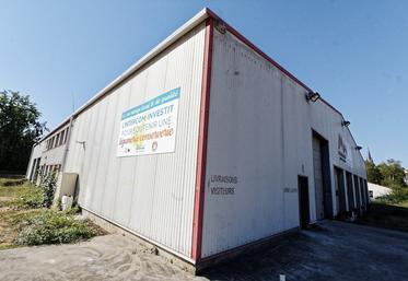 Pour répondre à la demande, le local doit pousser les murs.