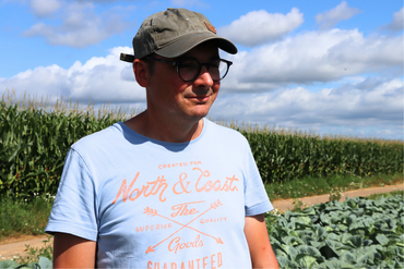 Philippe Buchmann, président du syndicat des producteurs de choux à choucroute d’Alsace se désole : « 2023 et 2022 ont été deux grosses années de sécheresse, mais ...