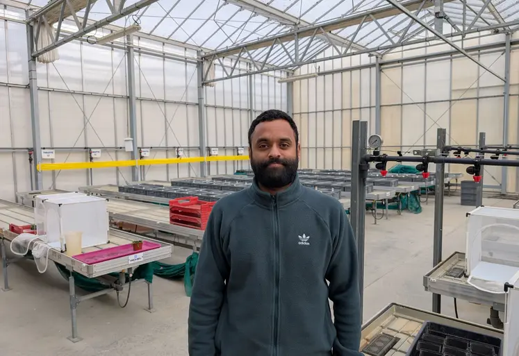 Arjuna Ravindirane, conseiller en protection des cultures du CDDM.