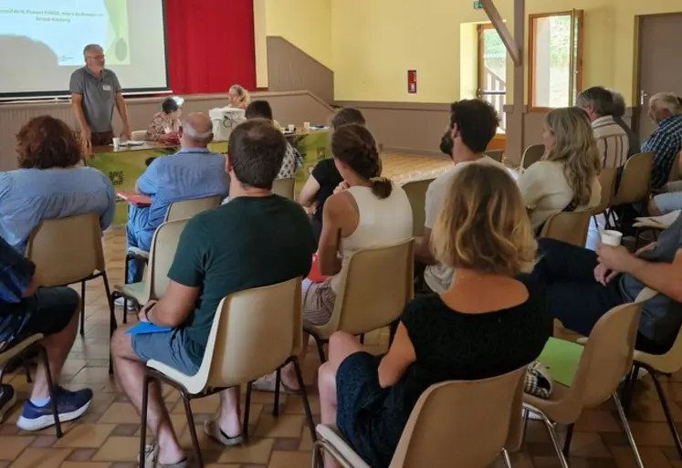 <em class="placeholder">Assemblée générale du BIK, le 30 juin, en intérieur,   à Mauzac-et-Grand-Castang, en Dordogne.</em>