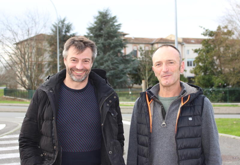 Frédéric Poupard a cédé la présidence de l’association des producteurs d’asperge Bio à Didier Baillou, producteur d’asperge et viticulteur en Charente-Maritime.   © RFL