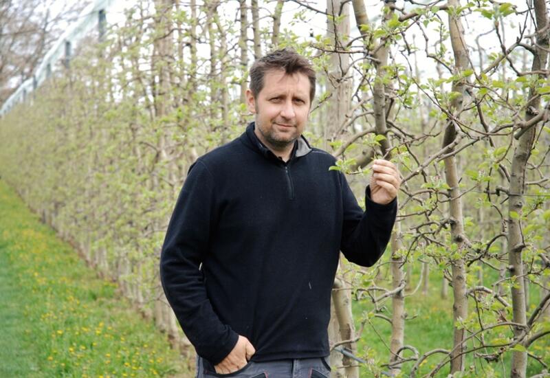 Laurent Rougerie, producteur de pomme dans le Limousin © L. Rougerie