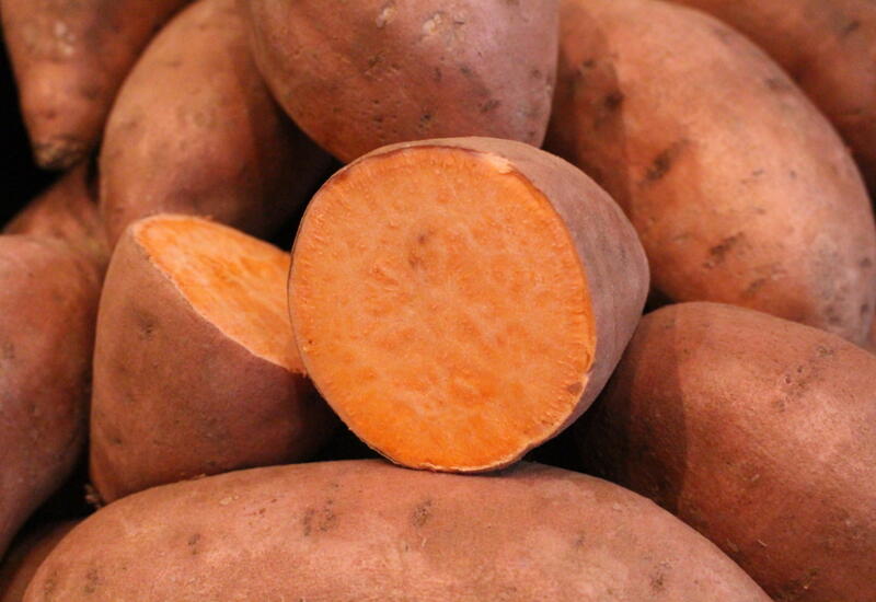 En pleine saison de patate douce, la production française ne couvre que 40 % de l’offre totale nationale. © RFL
