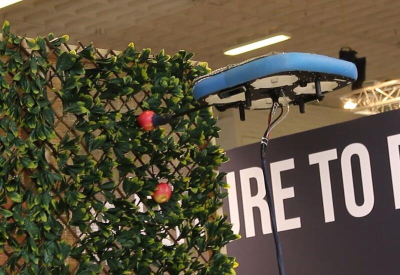 Le drone de récolte de Tevel Aerobotics était en démonstration lors de Fruit Logistica 2022.