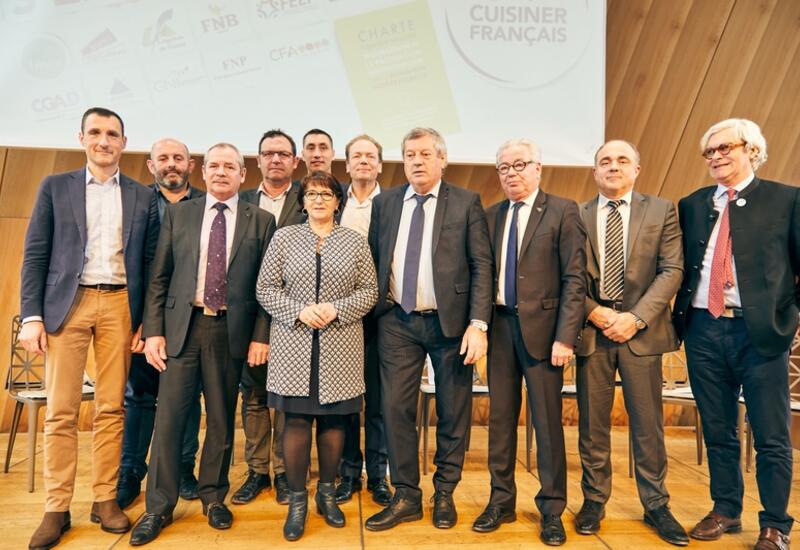 L'ensemble des signataires lors de la présentation officielle de la Charte Origine France le 28 janvier 2020. © Metro France