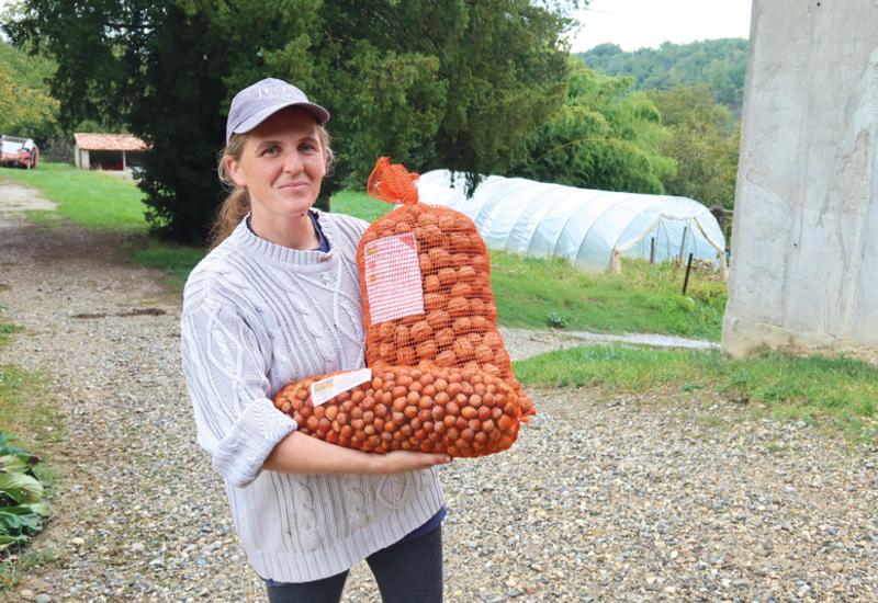 Nathalie Blachon, productrice de noix et noisettes dans la Drôme