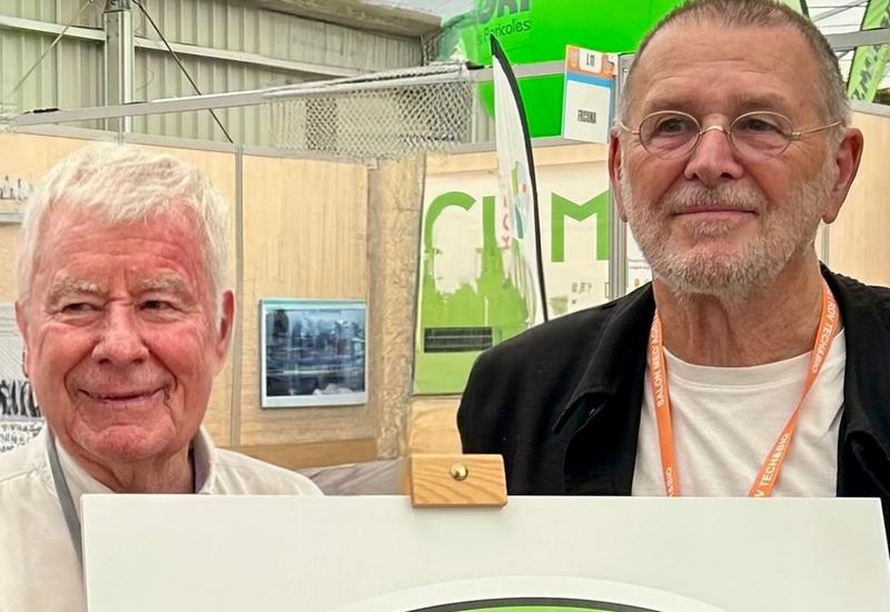 André Pinatel, président de France Pistaches et Olivier Baussan, président de Pistache de Provence présentant la nouvelle marque collective Pistaches de France le 15 octobre 2024 sur salon med’agri à Avignon dans le Vaucluse. 
