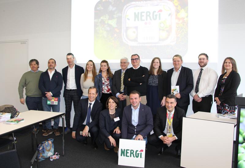 Baby kiwi Nergi : présentation du nouveau logo à Fruit Logistica 2025.