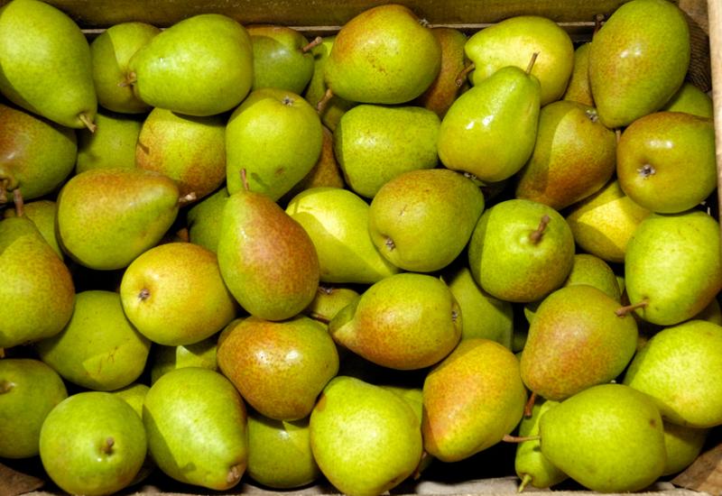 <em class="placeholder">Des poires dans un cageot.</em>