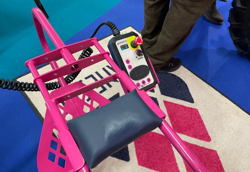 <em class="placeholder">Side-car maraîcher électrique Broco'Lit de l'entreprise bretonne Romanesco au salon du Sival 2026</em>