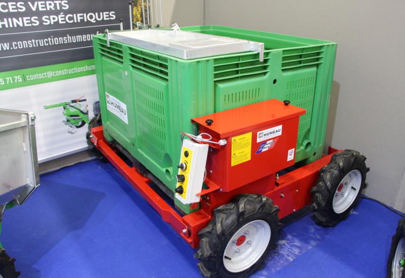 <em class="placeholder">Le porte-palox électrique conçu par Humeau présenté au Sival 2026.</em>