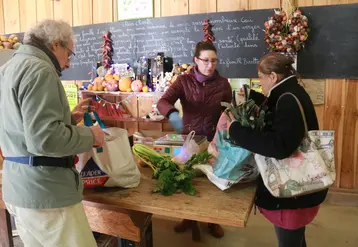 Les circuits courts répondent aux enjeux liés au localisme, à la sécurité alimentaire et à la justice sociale.