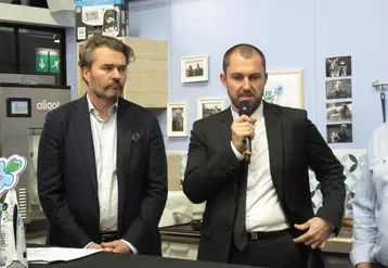 Sur le Salon de l'agriculture, (à droite) Marc de Nale, directeur de Demain la terre à côté de Gaétan de L’Hermite, PDG de Compass. © Claire Tillier - FLD