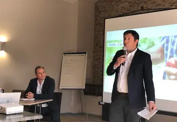 Christophe Belloc, Président de Blue Whale, a rappelé l’opportunité pour les deux coopératives de créer une synergie commune, par la complémentarité de gammes, de produits, de savoir-faire, de terroirs et d’image. © Blue Whale