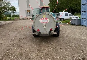 <em class="placeholder">Des tests avec rubalises effectués sur un pulvérisateur pour optimiser les réglages. </em>