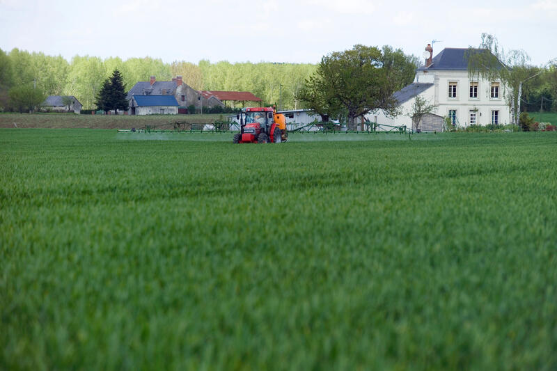 Réglementation/ZNT : Les 8 Questions Que Tout Agriculteur Doit Se Poser ...