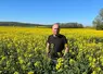 <em class="placeholder">François Lecoq, agriculteur à Gambais dans les Yvelines dans son champ colza</em>