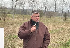 Yann Pivain, chambre d’agriculture de Normandie"En dix ans, nous n’avons pas vu d’effet négatif des arbres sur les différentes cultures menées en production ...