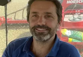 Sébastien Neveux, agriculteur à Rugny (Yonne),  " Ma démarche de stockage de carbone rémunérée avec Soil Capital me permet de financer l'achat de mes semences de ...