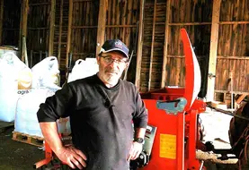 <em class="placeholder">Frédéric Princic, agriculteur à Aiguillon (Lot-et-Garonne)&quot;Sur mes variétés précoces de maïs, je remarque une plus faible infestation de pyrales que sur des maïs plus ...</em>