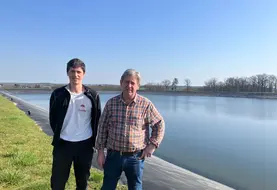 <em class="placeholder">Patrice Gourinchas, président de l’ASA du Bandiat et son fils Yann.</em>
