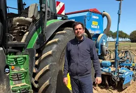 <em class="placeholder">Xavier Vermersch, agriculteur à Plainville (27),   "A partir de fin septembre, je sème la variété SU Horizon à 200 pieds par m2, et LG Audace à 170 pieds par m2 pour ...</em>