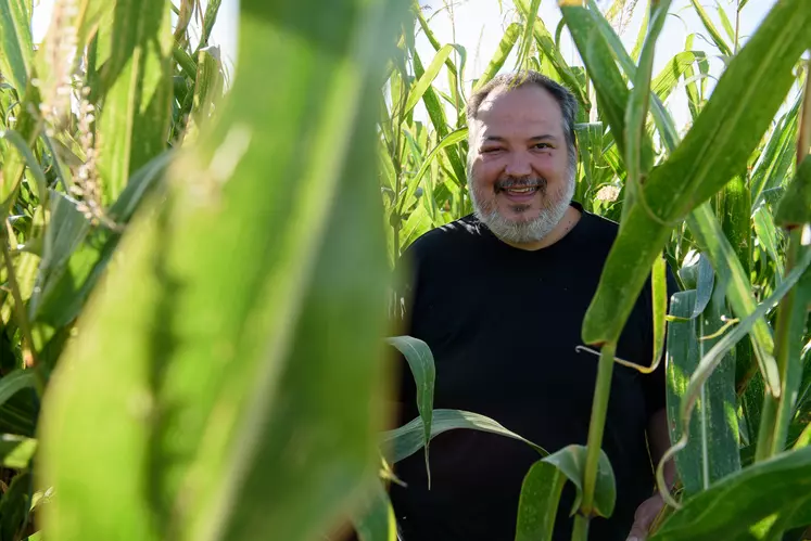 Samuel Mancet, agriculteur à Cambiac (Haute-Garonne)