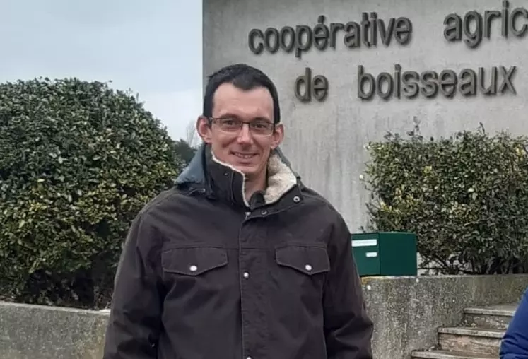 Sylvain Bureau, Coopérative de Boisseaux"Plusieurs variétés de blé de force sont sensibles à la verse sur lesquelles une ou deux applications de régulateurs sont réalisées." © Coop Boisseaux