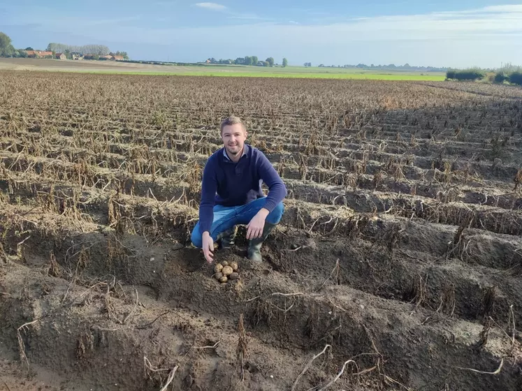 Benjamin Janssen est agriculteur dans le Nord où il cultive 110 hectares de grandes cultures dont plus de la moitié en cultures de printemps.