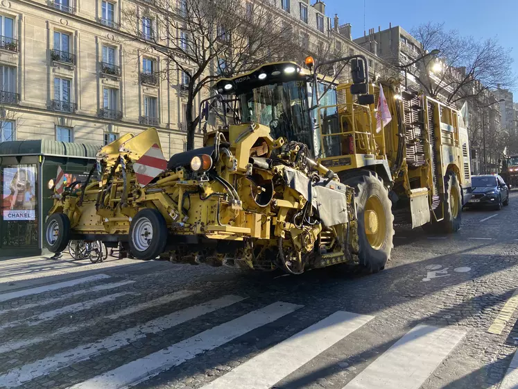 Arracheuse de betterave à Paris