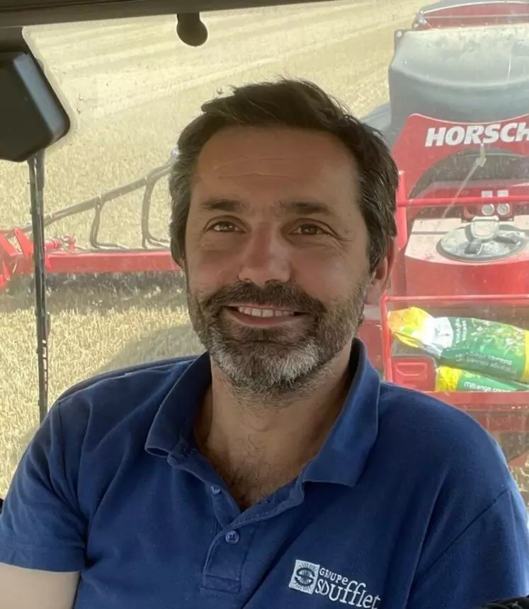 Sébastien Neveux, agriculteur à Rugny (Yonne),  " Ma démarche de stockage de carbone rémunérée avec Soil Capital me permet de financer l'achat de mes semences de ...