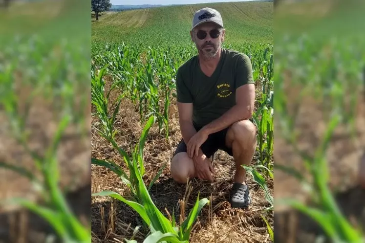 Christophe Grossia, producteur à Coulx dans le Lot-et-Garonne,"Outre l’augmentation de la matière organique, mon couvert a amélioré la vie du sol avec davantage de vers ...