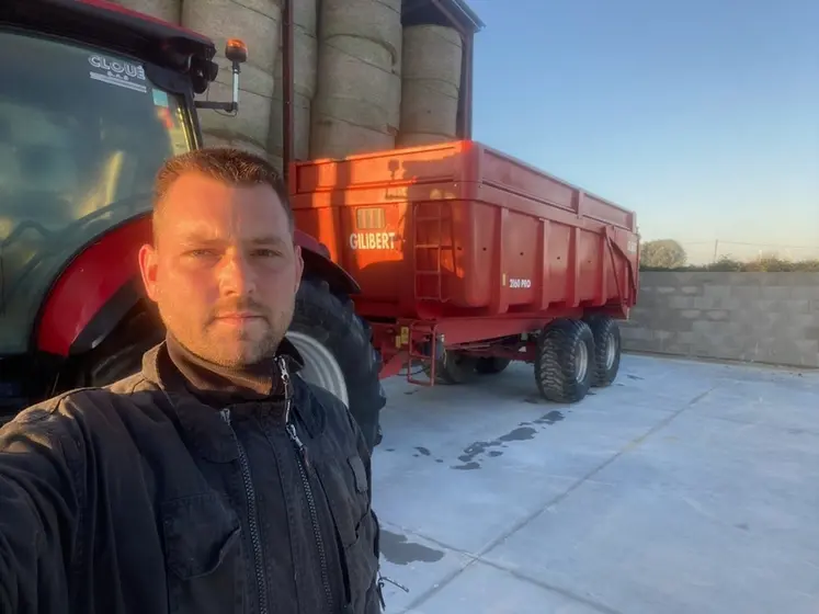 <em class="placeholder">Anthony Loger, agriculteur à Saint-Pierre-de-Maillé dans la Vienne.</em>