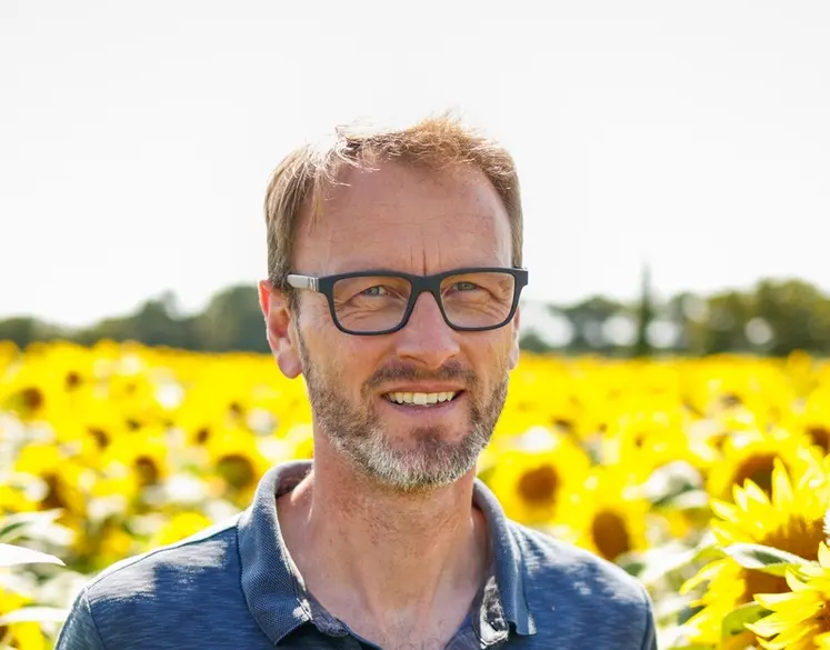 <em class="placeholder">Olivier Michel, spécialiste nutrition des plantes au service agronomie de la coopérative Eureden</em>