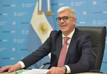 Démineur. Julián Domínguez a été nommé ministre de l’Agriculture, dix ans après avoir quitté ce poste, pour traiter le dossier explosif du blé OGM.