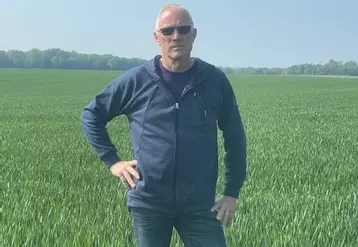 Damien Bonhomme, agriculteur en Haute-Marne, a choisi d'anticiper au maximum pour assurer sa fertilisation du printemps.