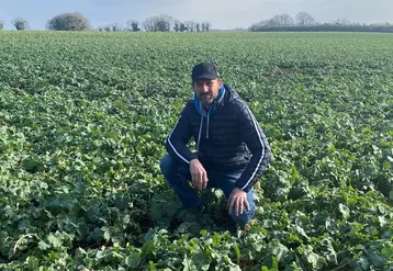 Jean-Luc Jéhanno, agriculteur à Pluvigner (56)"Ma charge opérationnelle en oligoéléments revient à environ 100 euros de l’hectare chaque année sur céréales. Mais le risque de ne pas faire l’apport est de perdre 30 q/ha."