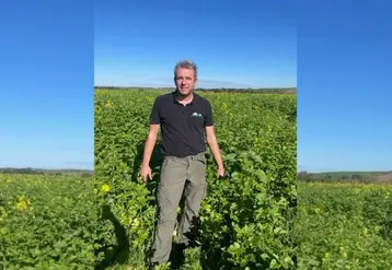 <em class="placeholder">Jérôme Noirez, agriculteur et gérant au sein de la SEP Poinsirez à Arraincourt, en Moselle, pratique l’agriculture de conservation des sols</em>