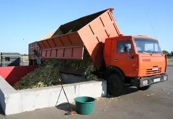 <em class="placeholder">La production de maïs en Ukraine fait concurrence à la France (en semences en particulier), avec des importations et des coûts de production très bas. Or l'Ukraine frappe ...</em>
