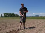 <em class="placeholder">Matthieu Kohler, agriculteur à Sélestat (67) :« Ma priorité numéro 1 avec l&#039;épandage de produits résiduaires organiques est l&#039;enrichissement de mes sols en matière ...</em>