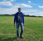 <em class="placeholder">Sébastien Legrand, agriculteur à Couvertpuis (Meuse)"Avant le semis d’automne, il est très rare d’avoir recours au glyphosate. Je remplace cet herbicide par un ...</em>